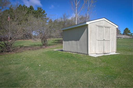 3435 Kenwood Place, Cambridge, MN 55008