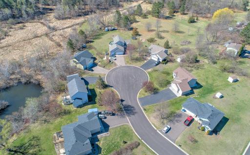 3435 Kenwood Place, Cambridge, MN 55008