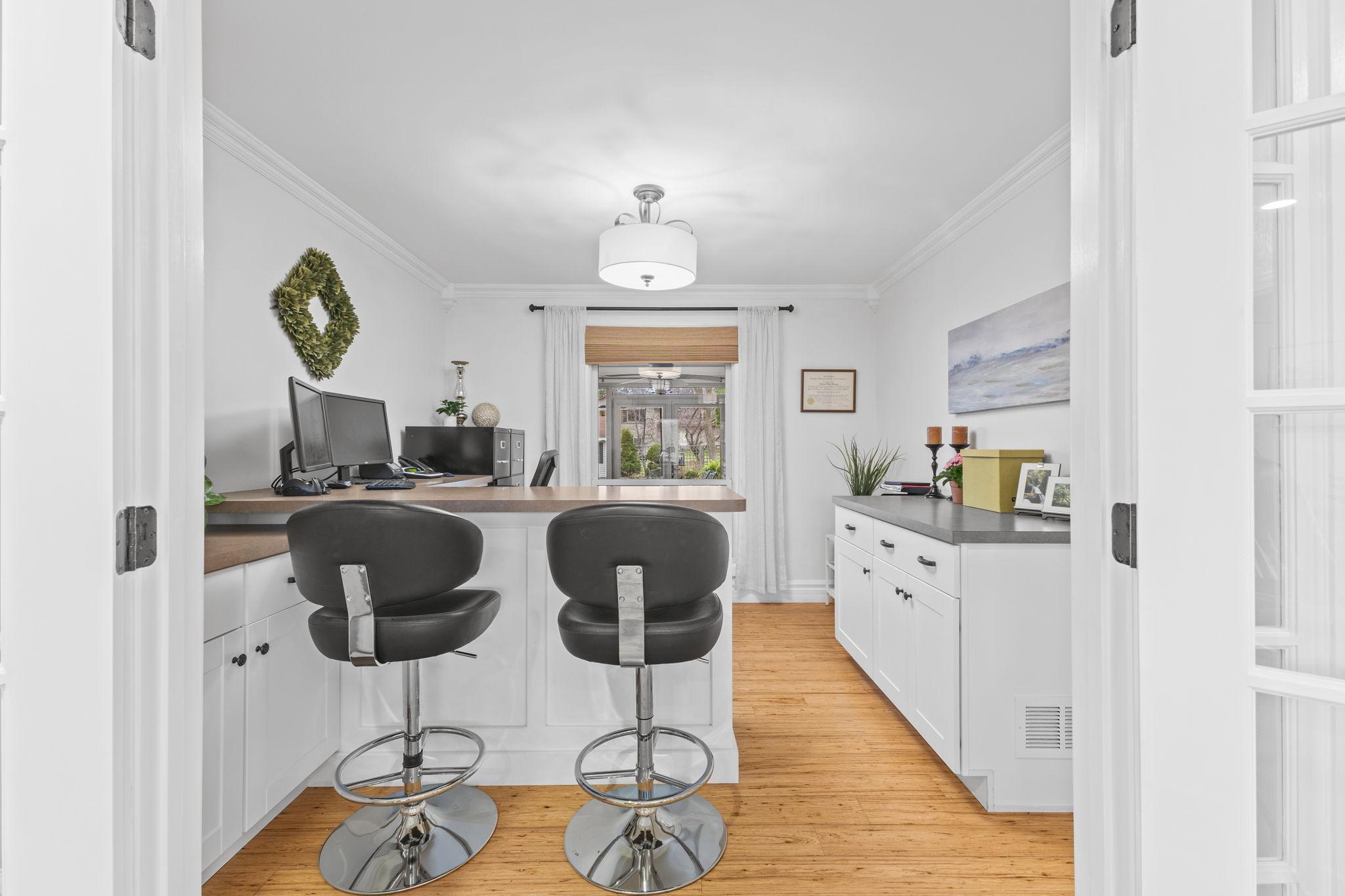 Vivid Spaces_9125 Kingsview Ln N_23.JPG