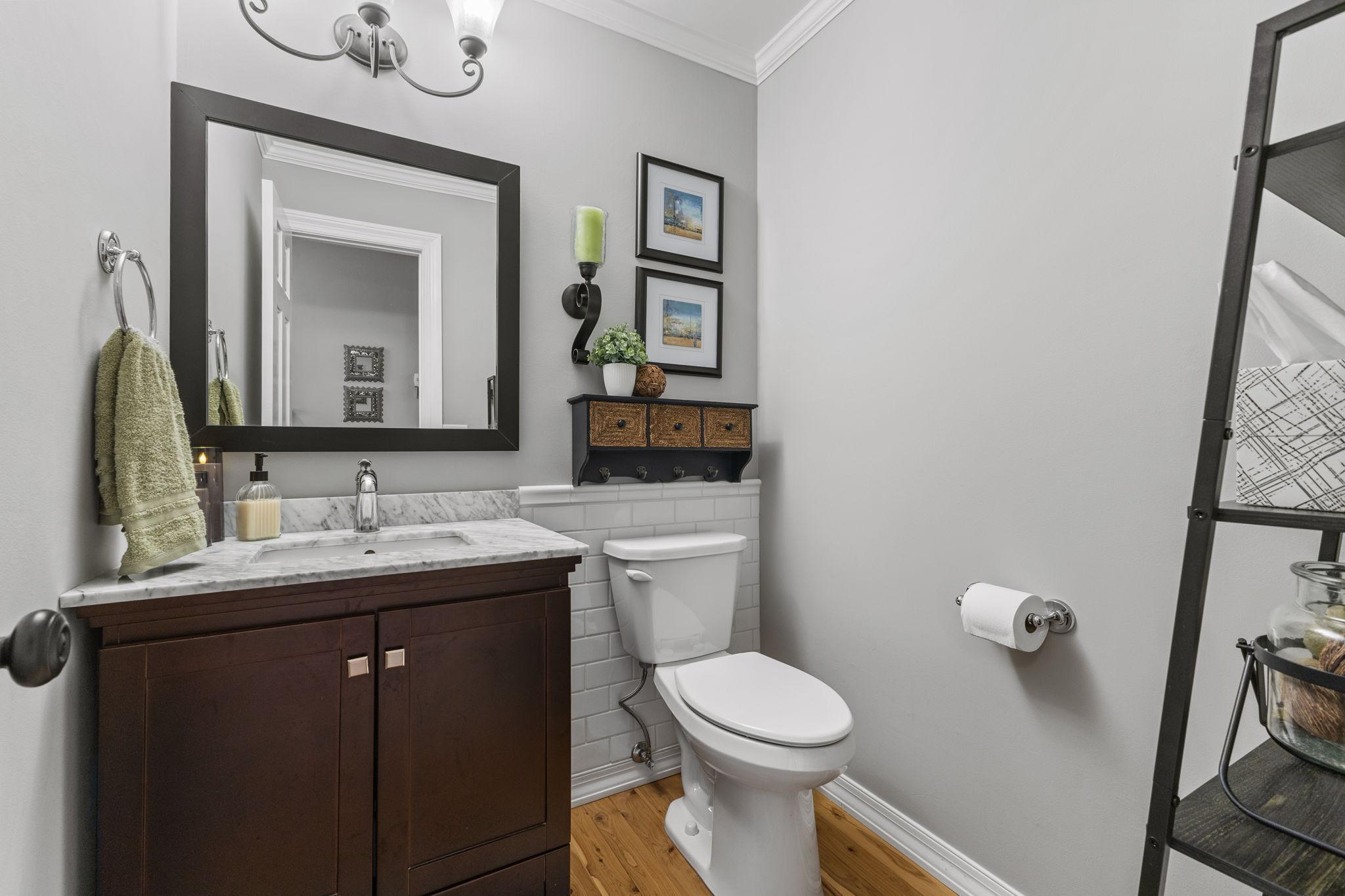 Vivid Spaces_9125 Kingsview Ln N_26.JPG