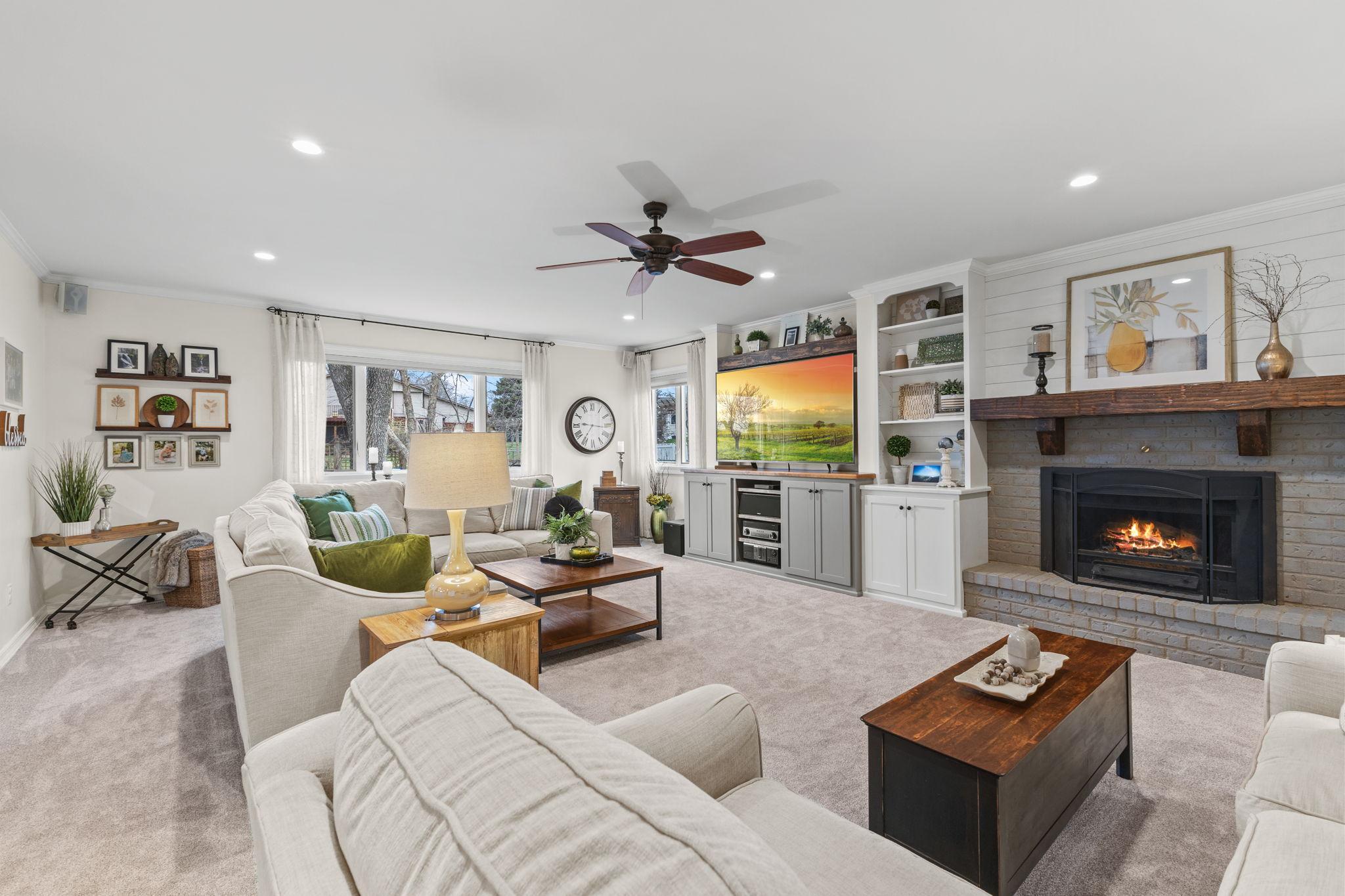 Vivid Spaces_9125 Kingsview Ln N_18.JPG