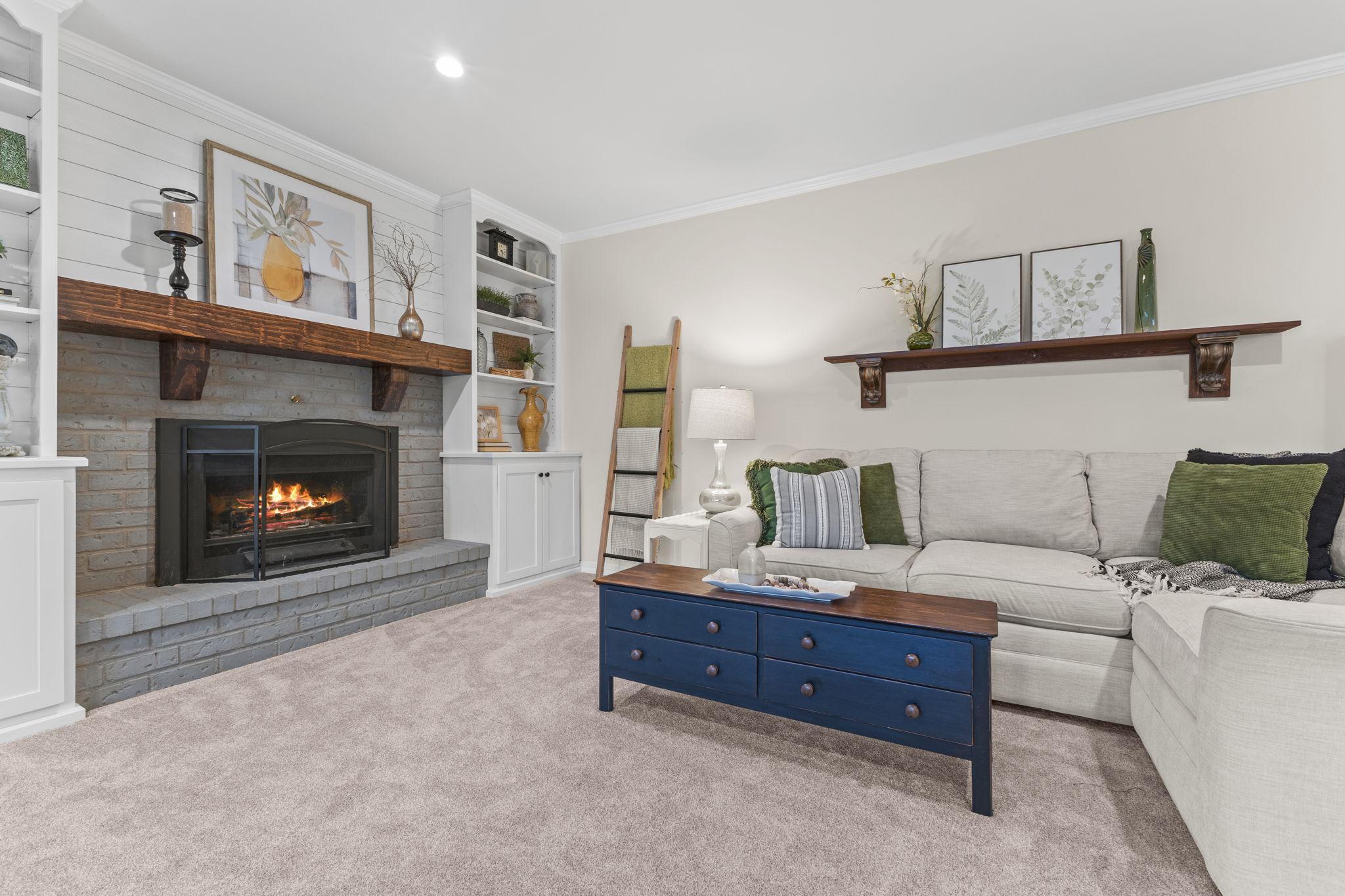 Vivid Spaces_9125 Kingsview Ln N_20.JPG