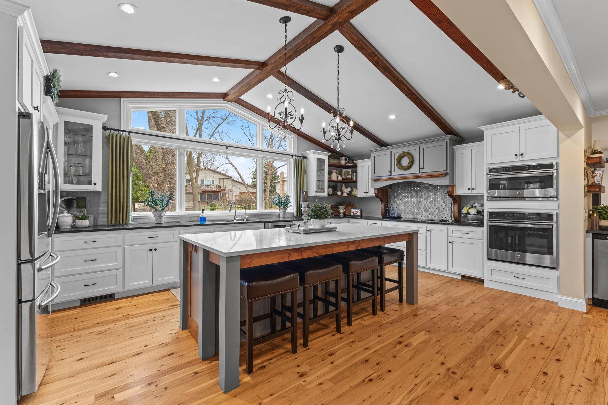 Vivid Spaces_9125 Kingsview Ln N_09.JPG