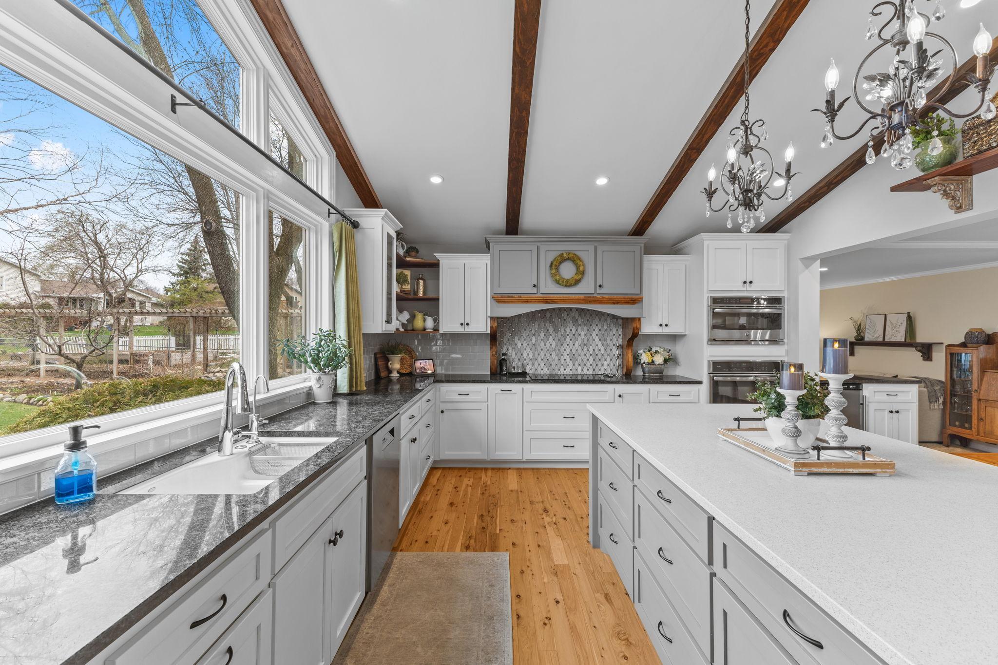Vivid Spaces_9125 Kingsview Ln N_10.JPG