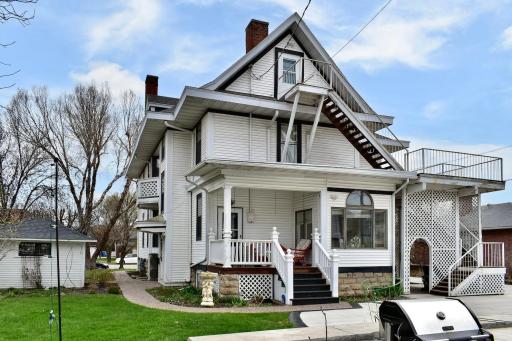 265 W Broadway Street, Winona, MN 55987