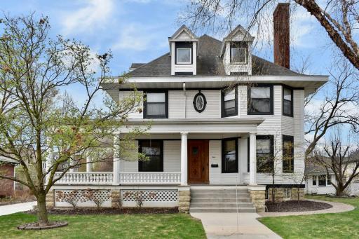 265 W Broadway Street, Winona, MN 55987