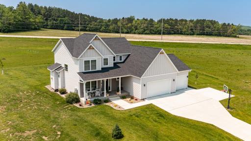 1261 Skyview Circle NW, Rochester, MN 55901