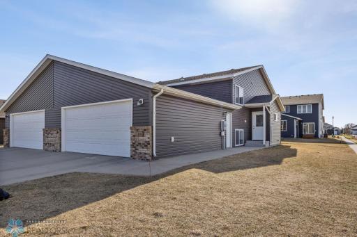 38 Cedar Drive, Mapleton, ND 58059