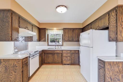 2241 County Road 39 NW, Maple Lake, MN 55358