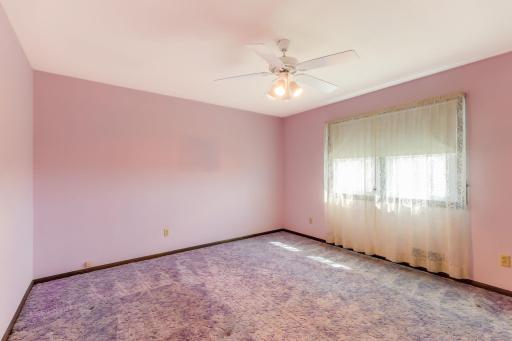 2241 County Road 39 NW, Maple Lake, MN 55358