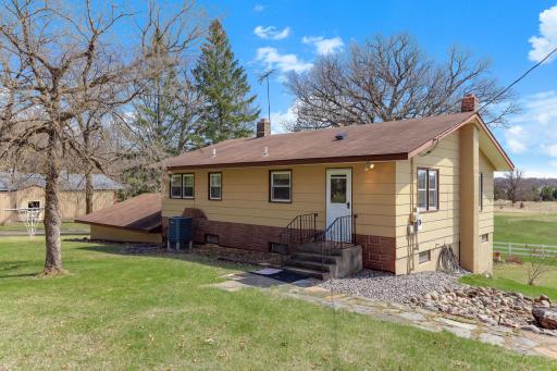 2241 County Road 39 NW, Maple Lake, MN 55358