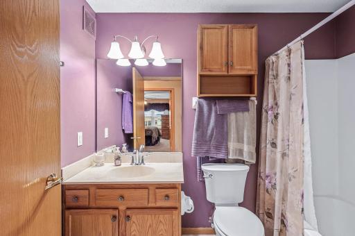 2231 Penn Place, 122, Saint Paul, MN 55109