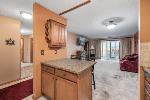 2231 Penn Place, 122, Saint Paul, MN 55109