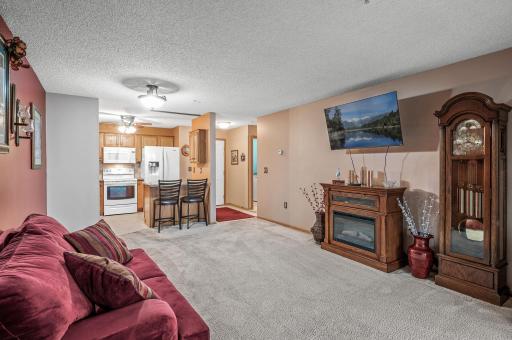 2231 Penn Place, 122, Saint Paul, MN 55109