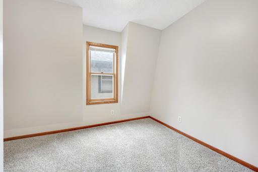 129 W 33rd Street, Minneapolis, MN 55408