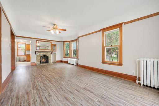 129 W 33rd Street, Minneapolis, MN 55408