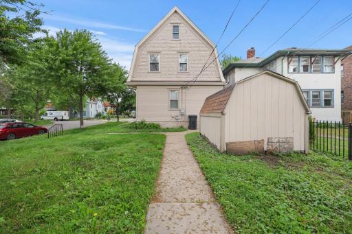 129 W 33rd Street, Minneapolis, MN 55408