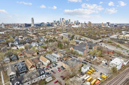 814 11th Avenue SE, Minneapolis, MN 55414