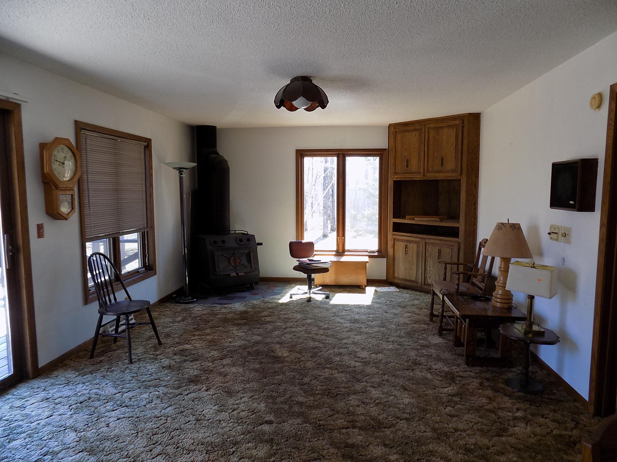 Living room-+.JPG