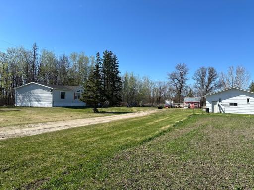 40277 200th Street, Roseau, MN 56751