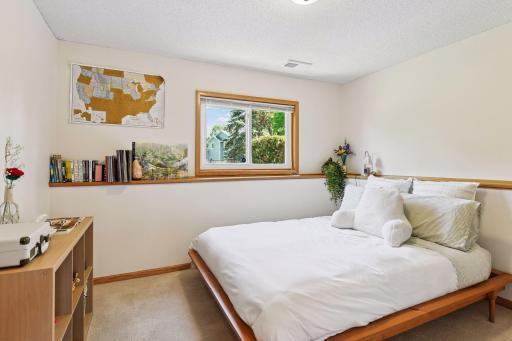 8930 Woodhall Crossing N, Brooklyn Park, MN 55443