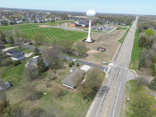 dji_fly_20250501_024038_12_1746125190952_photo.jpg