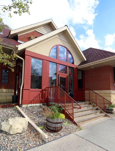 311 Heritage Place, Faribault, MN 55021