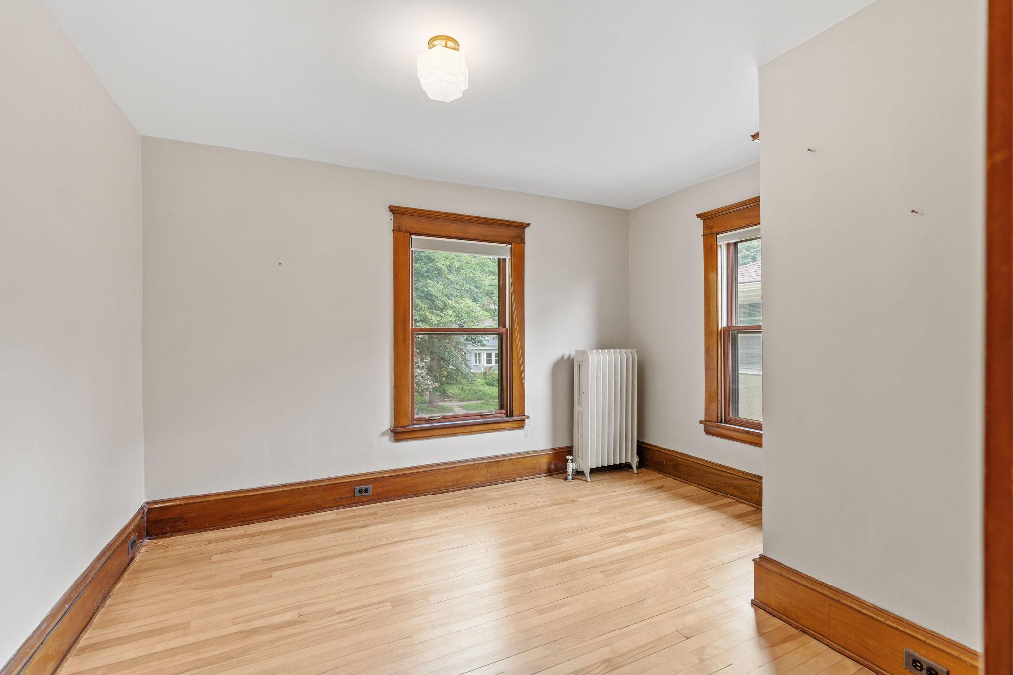 Nonconforming Room - 2F