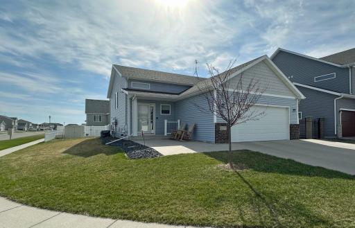 1377 Goldenwood Drive, West Fargo, ND 58078