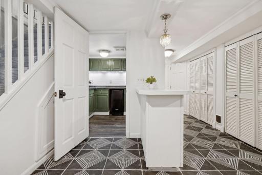 183 Maple Street, Excelsior, MN 55331