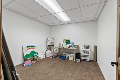 Let your creativity flourish in this bright, inspiring studio spaceâperfect for painting, projects, or remote work.