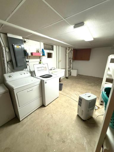 518 Merriam Avenue S, Thief River Falls, MN 56701