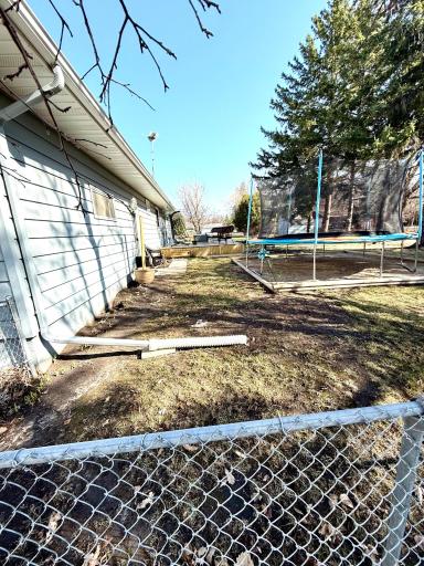 518 Merriam Avenue S, Thief River Falls, MN 56701