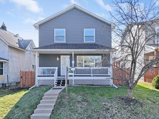 1337 Knox Avenue North, New Siding and New Roof