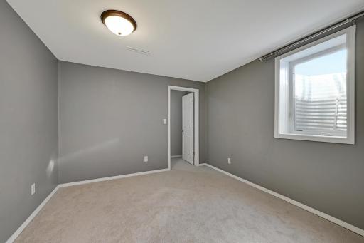 1337 Knox Avenue N, Minneapolis, MN 55411