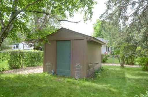 Storage shed stays with the house.