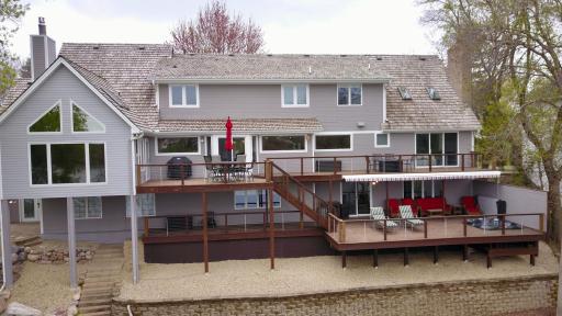 8041 Chesshire Lane N, Maple Grove, MN 55311