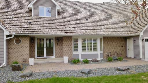 8041 Chesshire Lane N, Maple Grove, MN 55311