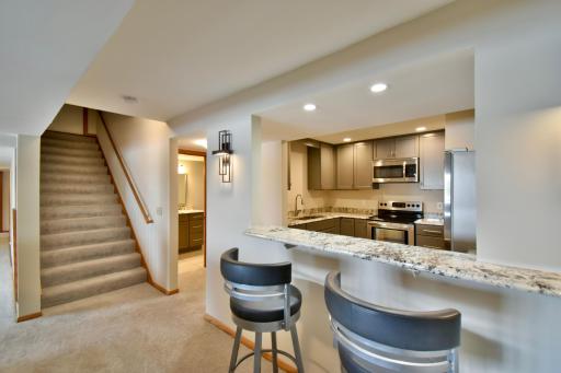 8041 Chesshire Lane N, Maple Grove, MN 55311