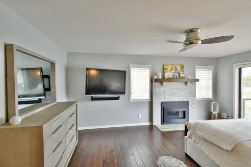8041 Chesshire Lane N, Maple Grove, MN 55311