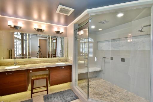8041 Chesshire Lane N, Maple Grove, MN 55311