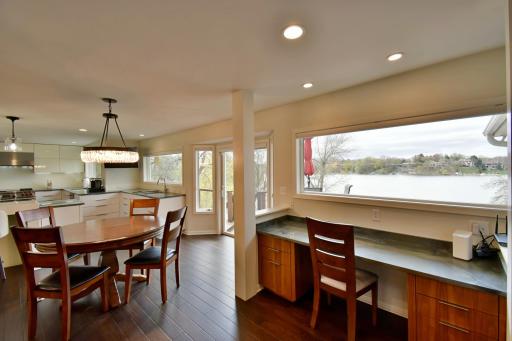 8041 Chesshire Lane N, Maple Grove, MN 55311