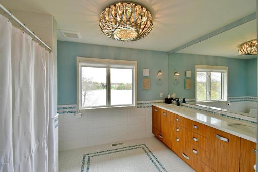 8041 Chesshire Lane N, Maple Grove, MN 55311