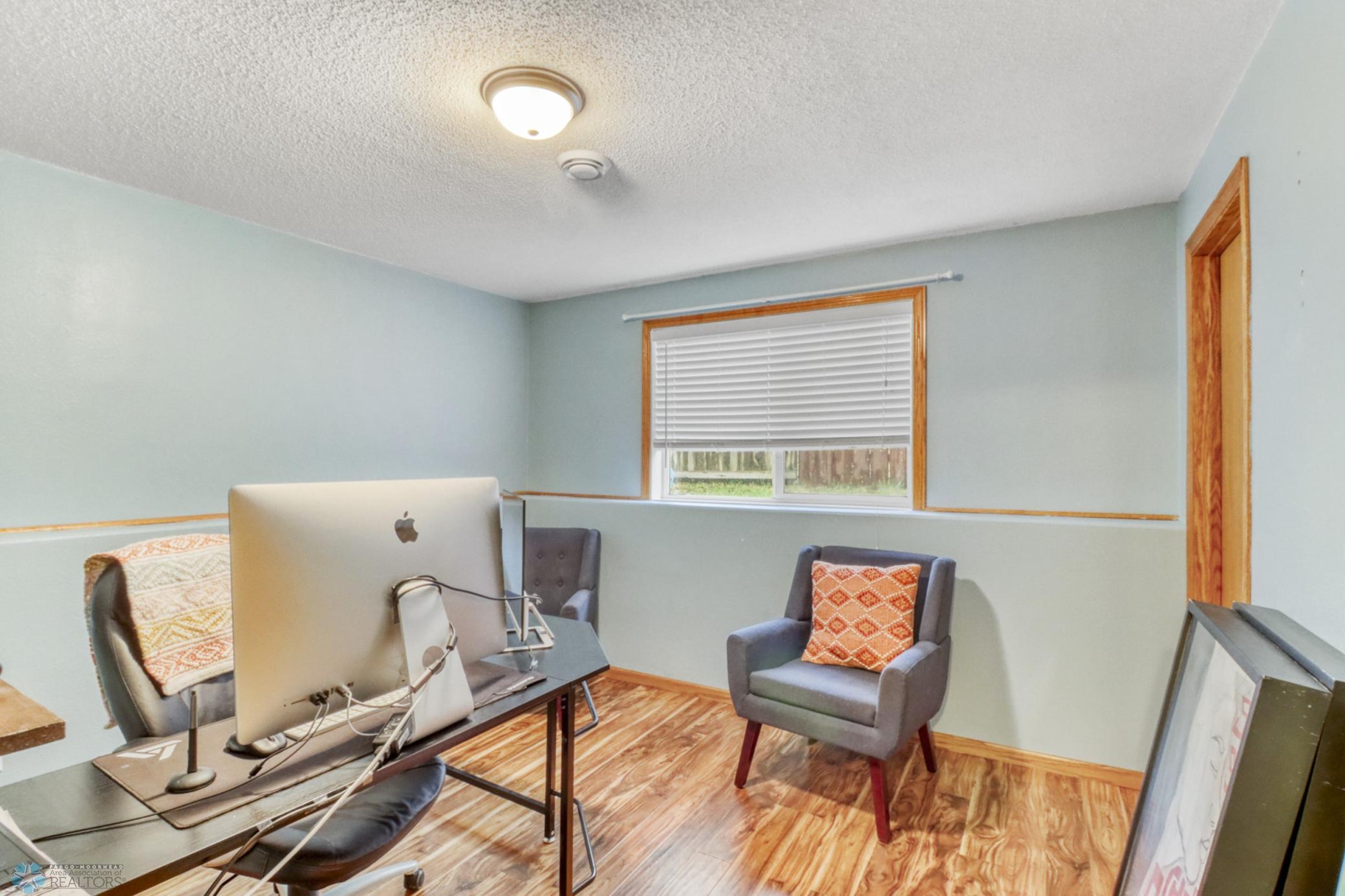 Basement Bedroom2_1.JPG