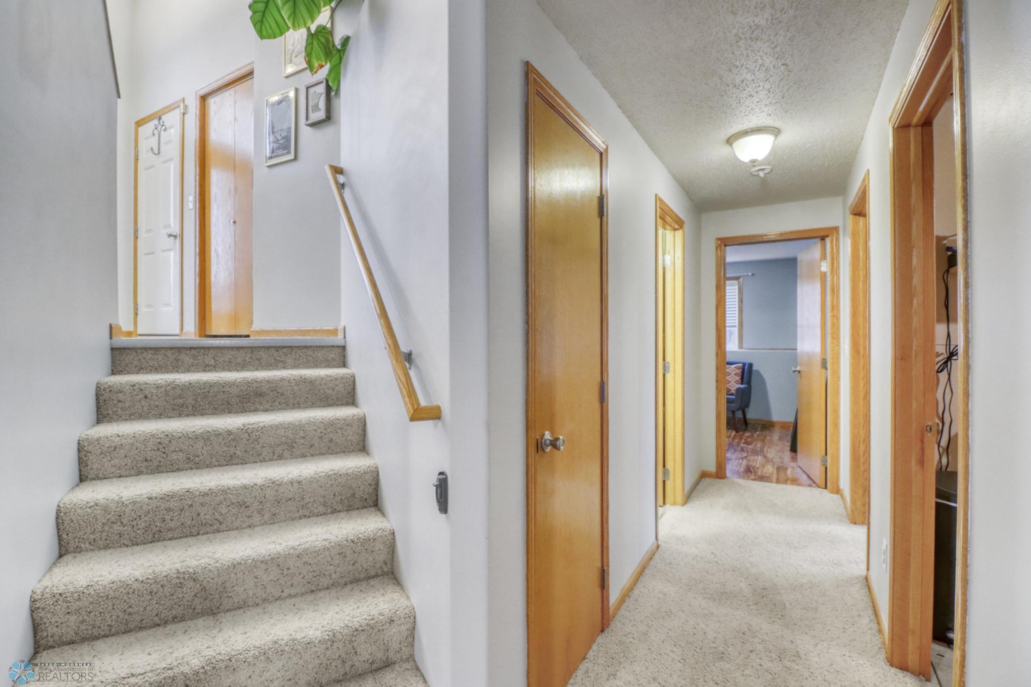 Basement Hallway to beds/bath1_0.JPG