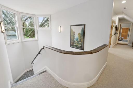 125 Chevy Chase Drive, Wayzata, MN 55391