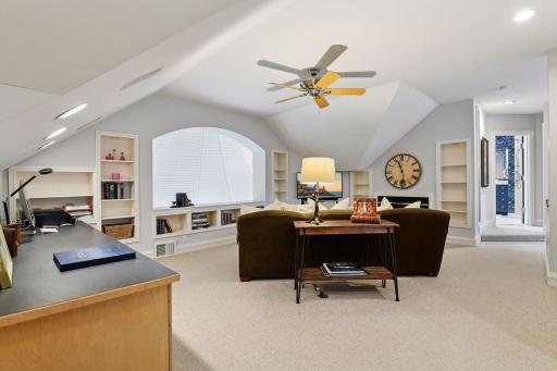 125 Chevy Chase Drive, Wayzata, MN 55391
