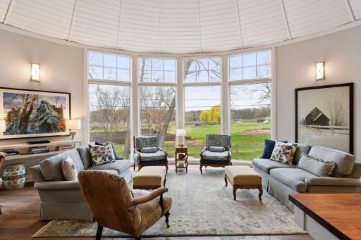 125 Chevy Chase Drive, Wayzata, MN 55391