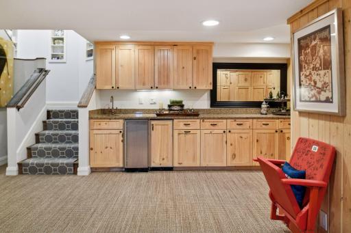 125 Chevy Chase Drive, Wayzata, MN 55391