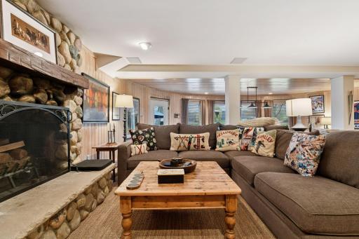 125 Chevy Chase Drive, Wayzata, MN 55391